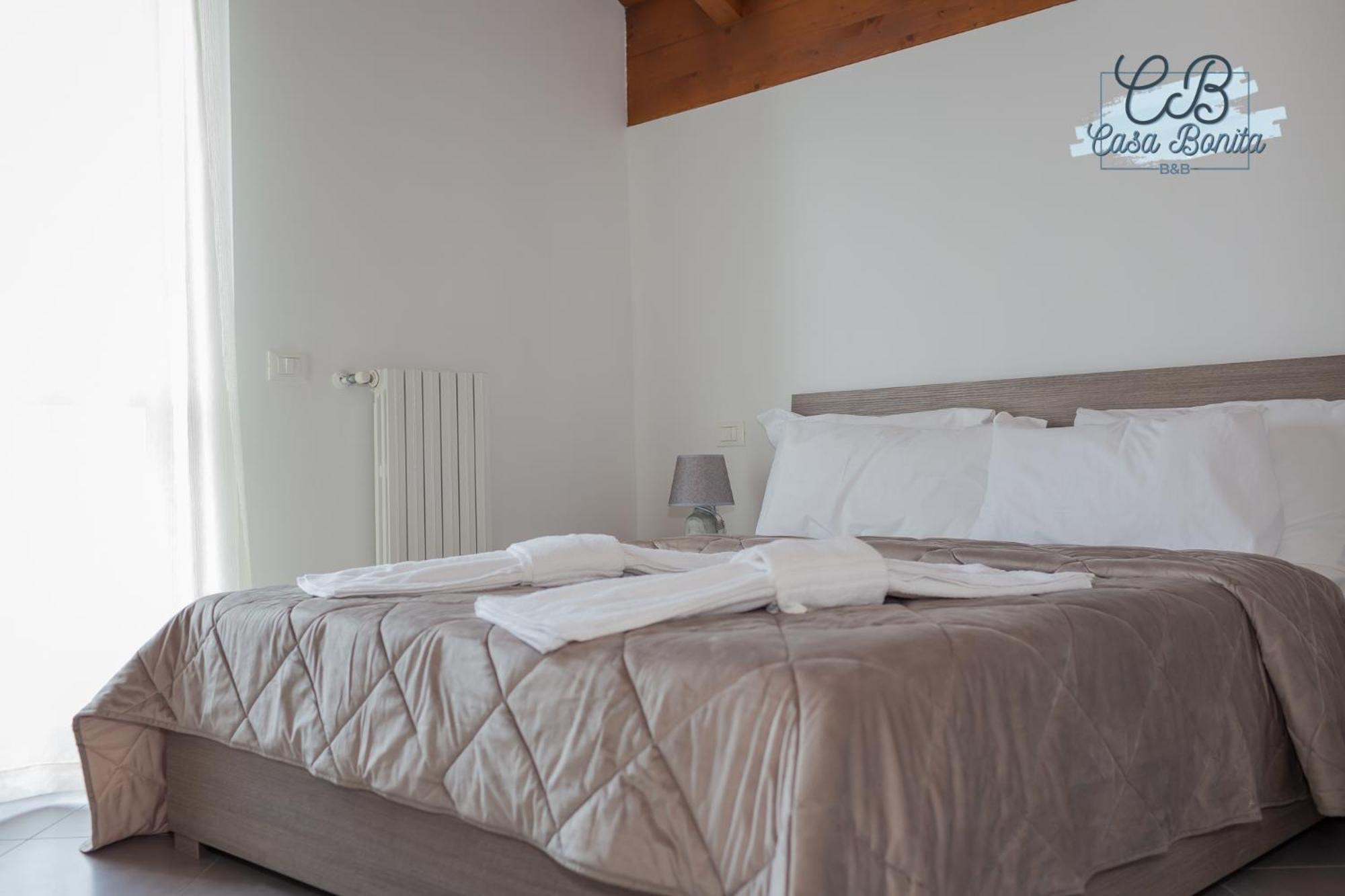 Casa Bonita Rho Lejlighedshotel Eksteriør billede