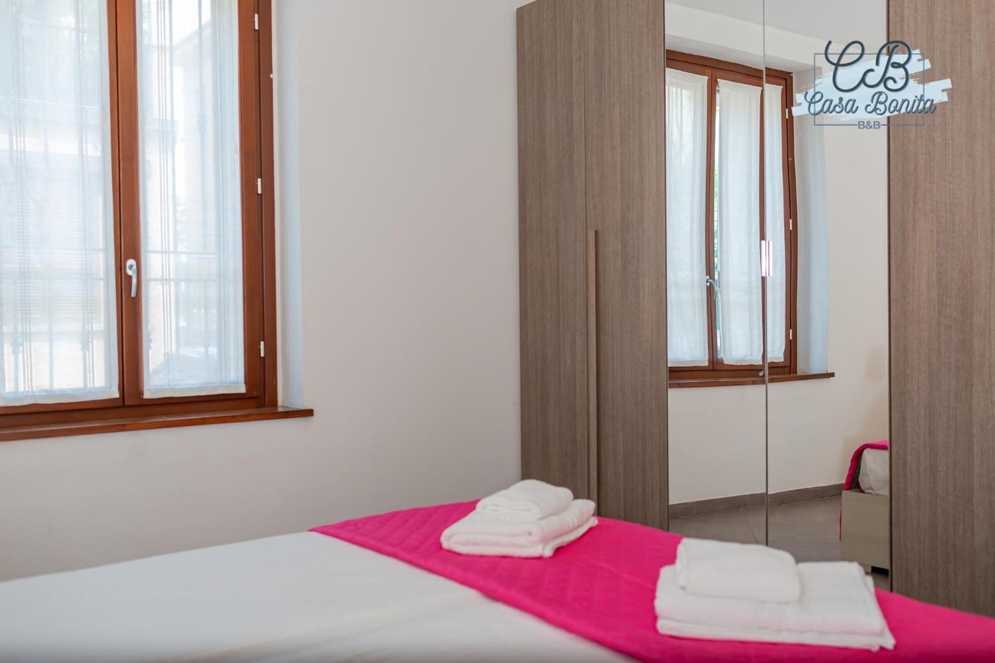 Casa Bonita Rho Lejlighedshotel Eksteriør billede